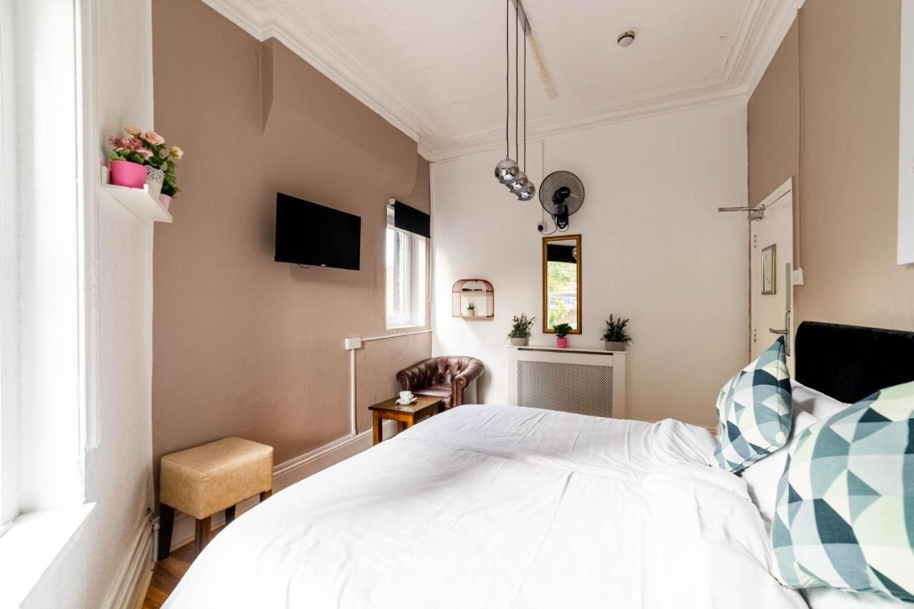 Book A Bed Hostels Лондон Екстер'єр фото