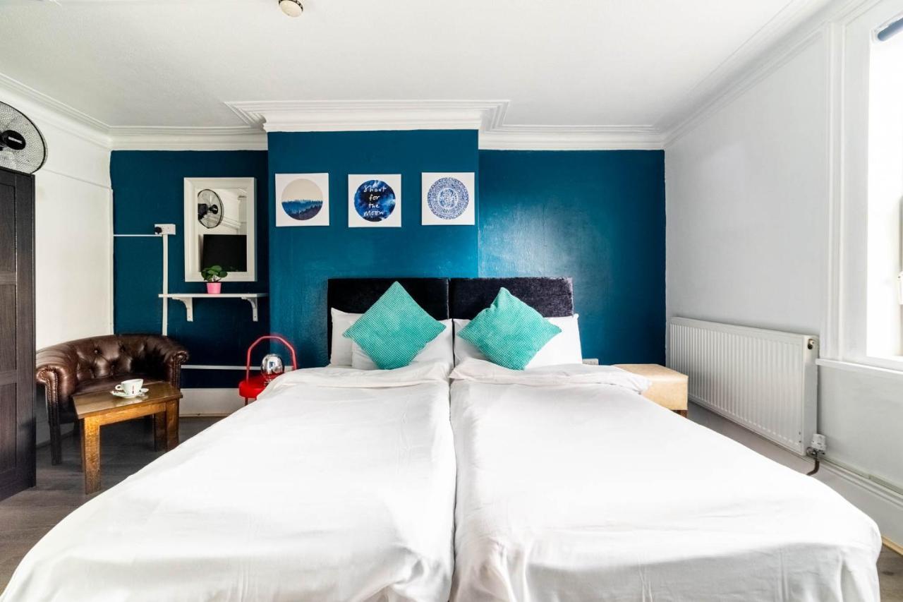 Book A Bed Hostels Лондон Екстер'єр фото