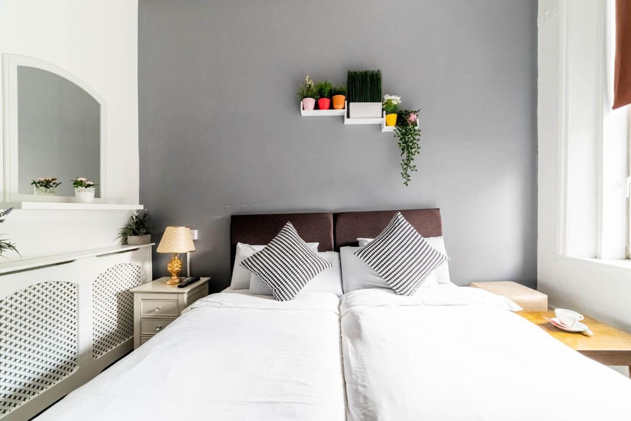 Book A Bed Hostels Лондон Екстер'єр фото