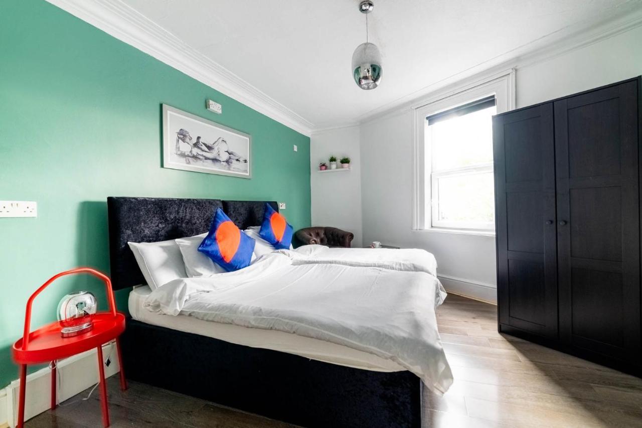 Book A Bed Hostels Лондон Екстер'єр фото