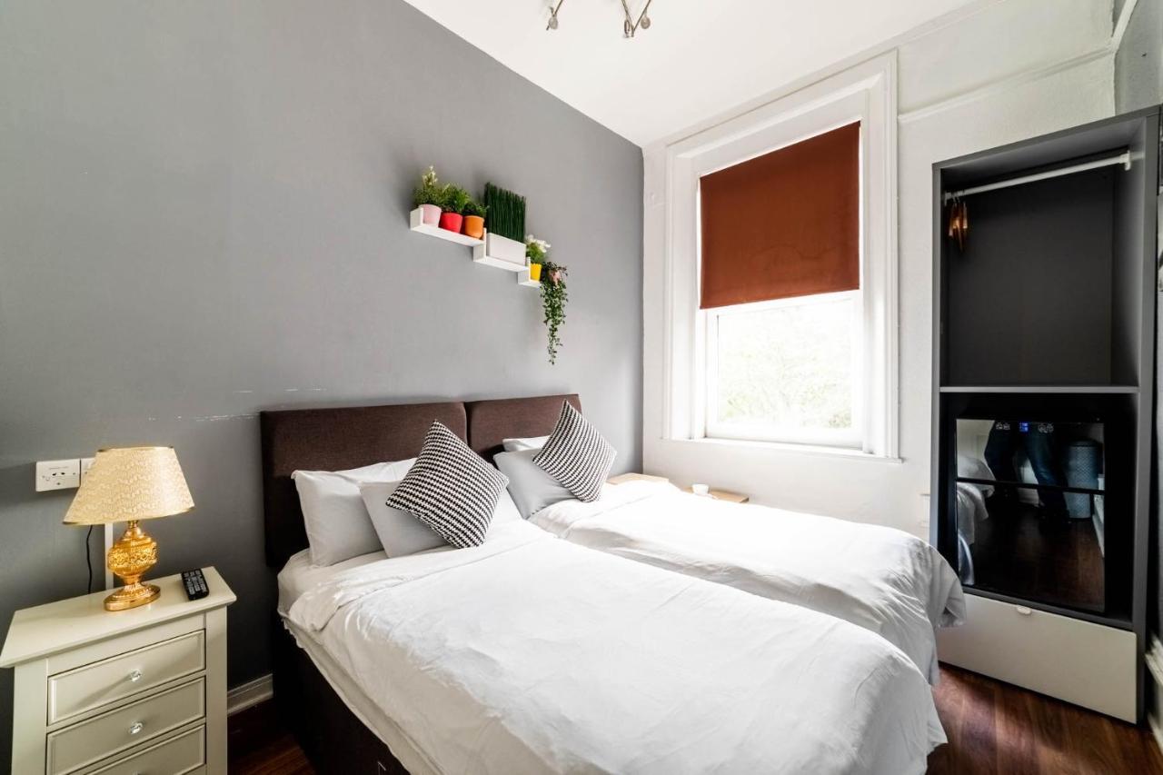 Book A Bed Hostels Лондон Екстер'єр фото