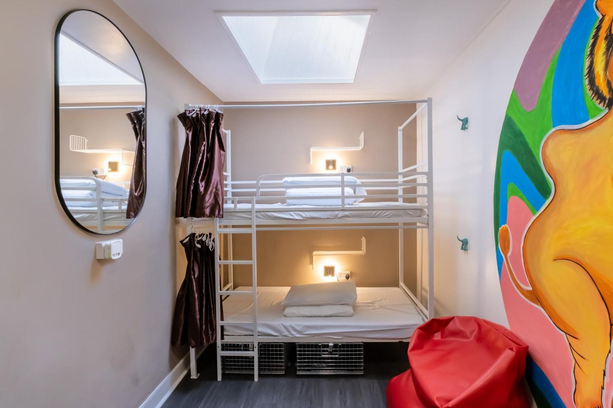 Book A Bed Hostels Лондон Екстер'єр фото