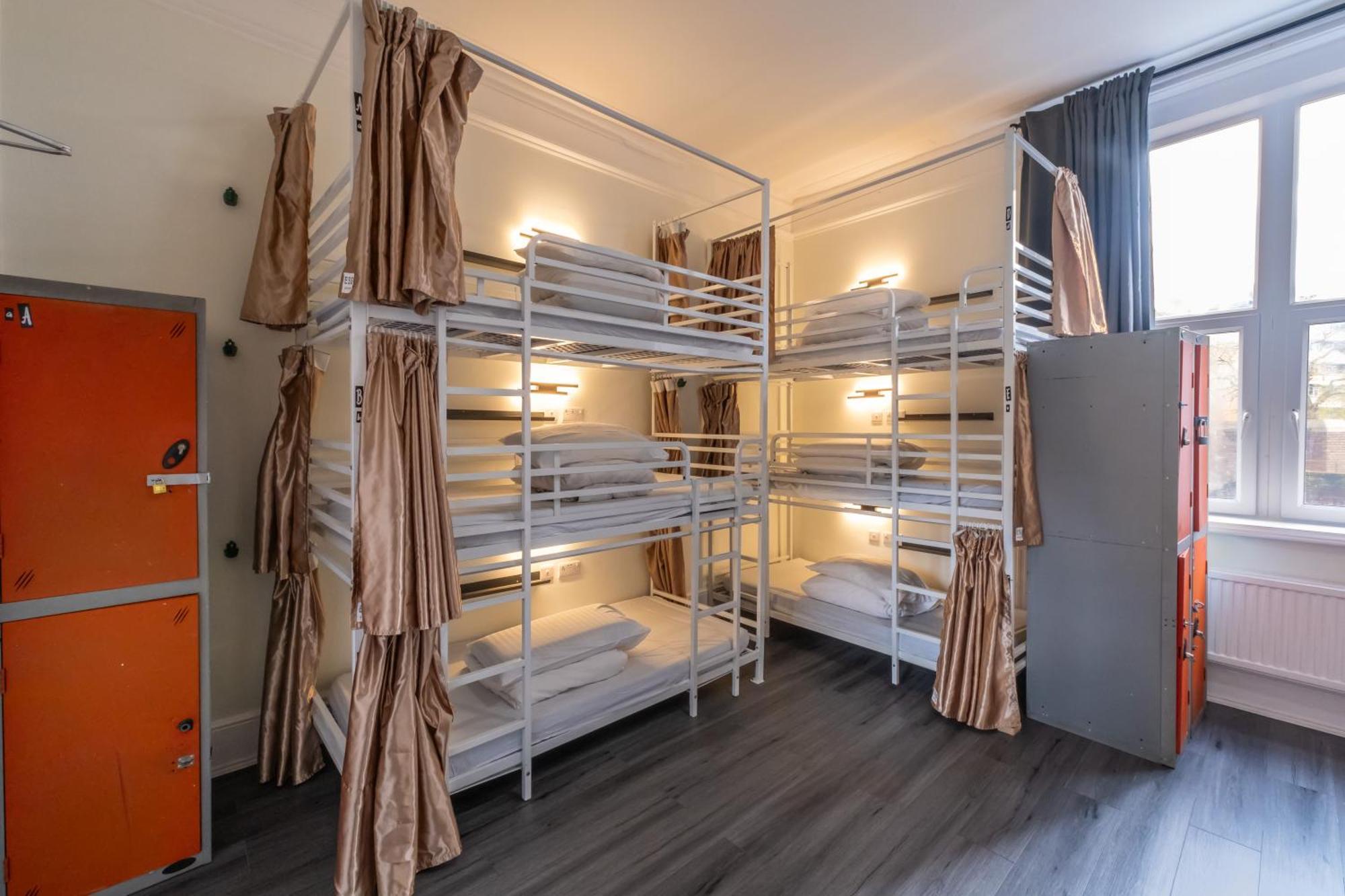 Book A Bed Hostels Лондон Екстер'єр фото